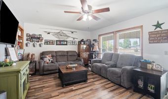 609 West St, Alden, IA 50006