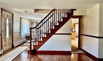 245 S Main St, Coventry, RI 02816