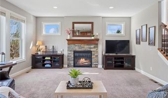 4212 Parkview Ln, Anoka, MN 55303