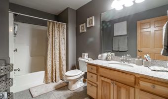 1824-2 Parkland Dr 0602, Arkdale, WI 54613