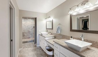 701 Fino Gln, Escondido, CA 92025