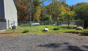 302 Chopmist Hill Rd, Glocester, RI 02814