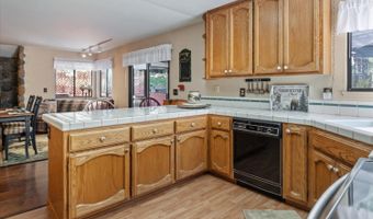 677 Saint Andrews Dr, Arnold, CA 95223
