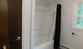 81 S Main St, Athens, ME 04912