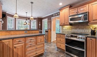 116 CHESTNUT Dr, Alabaster, AL 35007