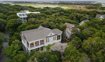 617 Ocracoke Way, Bald Head Island, NC 28461