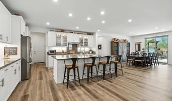 2313 E Lincoln Ave, Escondido, CA 92027