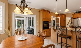 36 Overlook Dr 36, North Kingstown, RI 02852