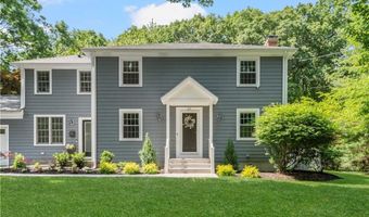 27 Christine Dr, Barrington, RI 02806