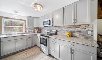 2526 Morningside Ave, Ashtabula, OH 44004