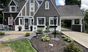 1422 Robinwood Rd, Alliance, OH 44601
