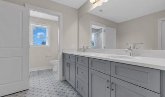 1 Potters Ct, Bayville, NJ 08721