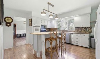 1571 County Rd 565, Alloway, NJ 07461