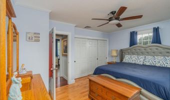 136 Youngs Ave, Coventry, RI 02816