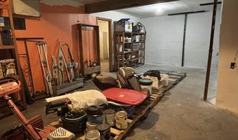 521 S 2nd St, Albia, IA 52531