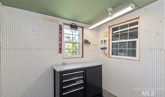 8306 W Wilowpark Dr, Boise, ID 83714