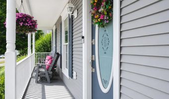 4 Rockledge Ln, Canton, CT 06019