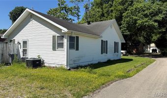 410 N Cypress St, Advance, MO 63730