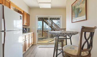 6 River Bluff Ct, Augusta, MO 63332