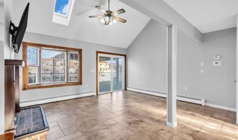 91 Wind Jammer Ct, Bayville, NJ 08721