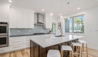 3589 Shoreline Dr, Allegan, MI 49010