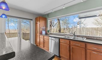 352 Colchester Ave 1, Burlington, VT 05401