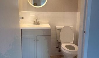 10320 WESTLAKE Dr E103, Bethesda, MD 20817