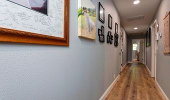 9641 State Highway 39, Aurora, MO 65605