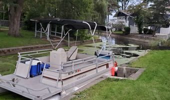 43247 N Grandview Ter, Antioch, IL 60002