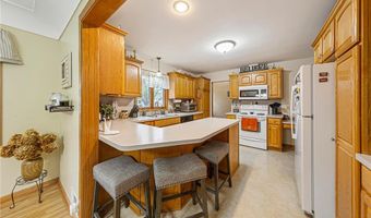 302 W Douglas St, Arlington, MN 55307