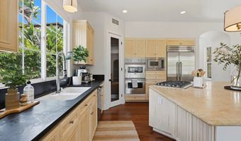 2904 Via Conquistador, Carlsbad, CA 92009