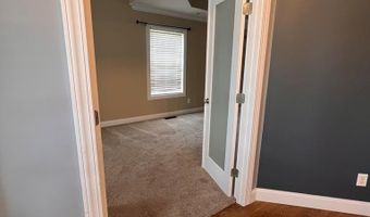302 Brookside Dr, Algood, TN 38506