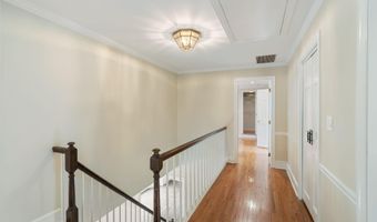 245 Borden Rd, Middletown, NJ 07748