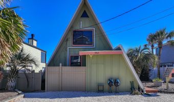 1969 BEACH Ave, Atlantic Beach, FL 32233