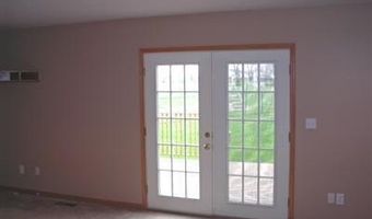 6310 Groen Ct, Allendale, MI 49401