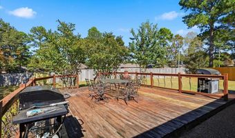 425 Fenway Dr, Brandon, MS 39047