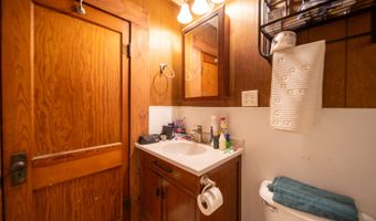 1801 Lee Center Rd, Amboy, IL 61310