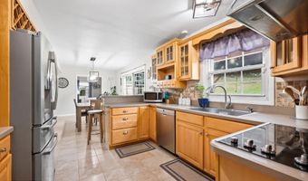 48 Cambridge Dr, Aberdeen, NJ 07747