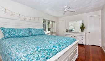 169 Gosnold St, Barnstable, MA 02601