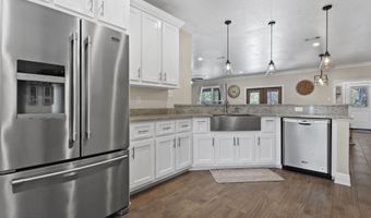 9281 Liberty Rd, Biloxi, MS 39532