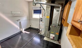 1061 Virginia Ave, Akron, OH 44306