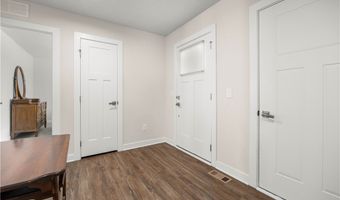 160 Eagle Cir, Amherst, OH 44001