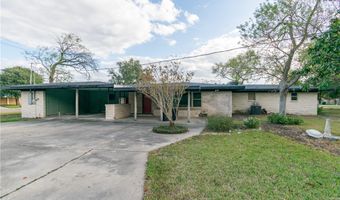 1327 Southwood St, Alice, TX 78332