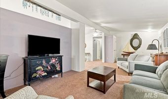 2271 E Blue Lake Ln, Boise, ID 83716