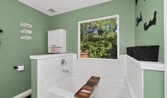 1168 Parkside Dr, Alexandria, KY 41001