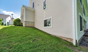 28 Mansfield Ln, Berlin, VT 05602