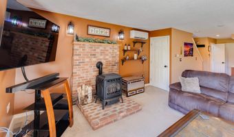 96 Fairway Dr 1, Ashland, NH 03217