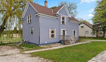 1215 Navarino St, Algoma, WI 54201