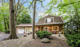 17 Point Ln, Arcadia, IN 46030