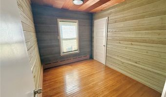 5 David St, South River, NJ 08882